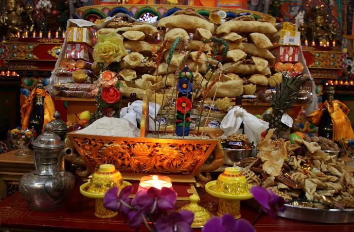 Losar, Tibetan New Year, Huy, Yeunten Ling, Buddhism, offerings